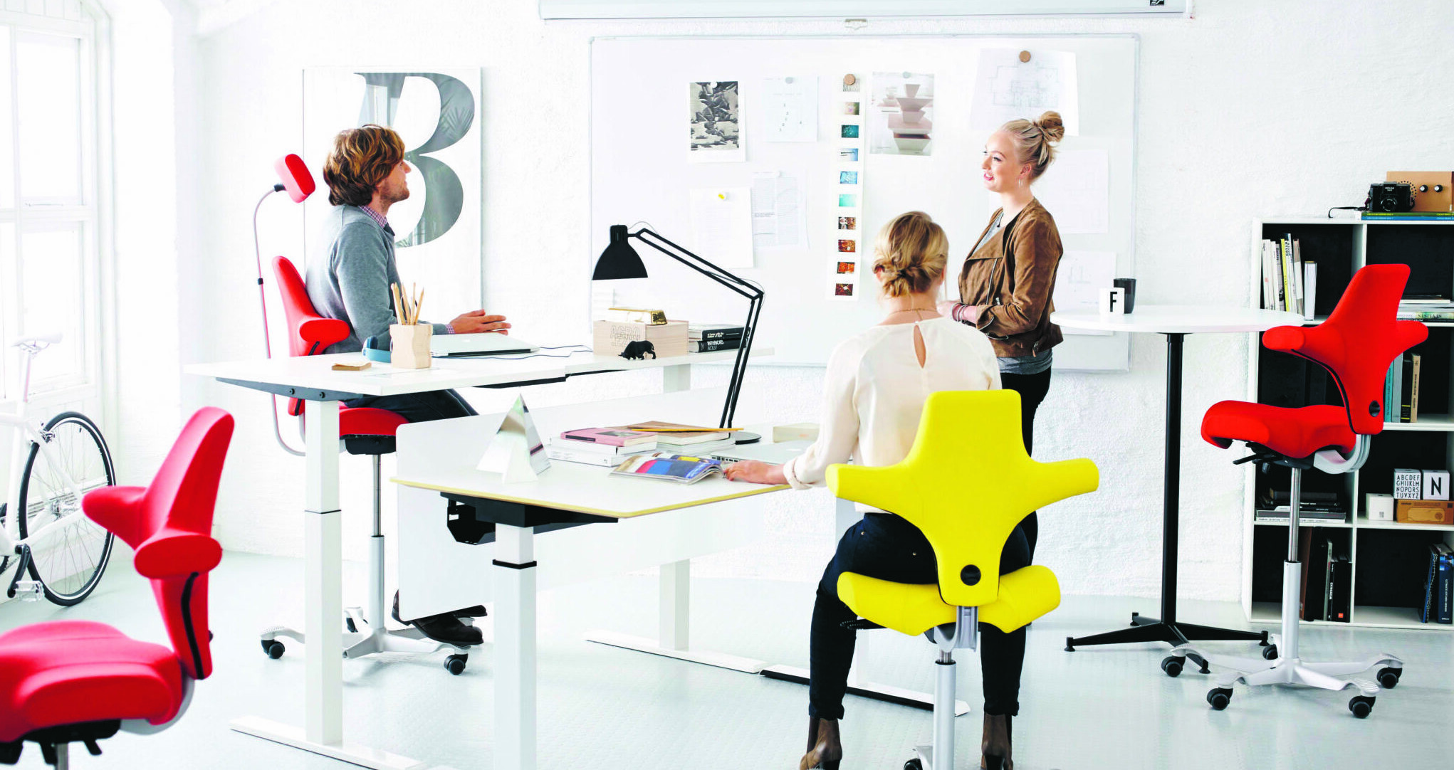 HÅG Capisco kantoormeubelen werkplek ergonomie 