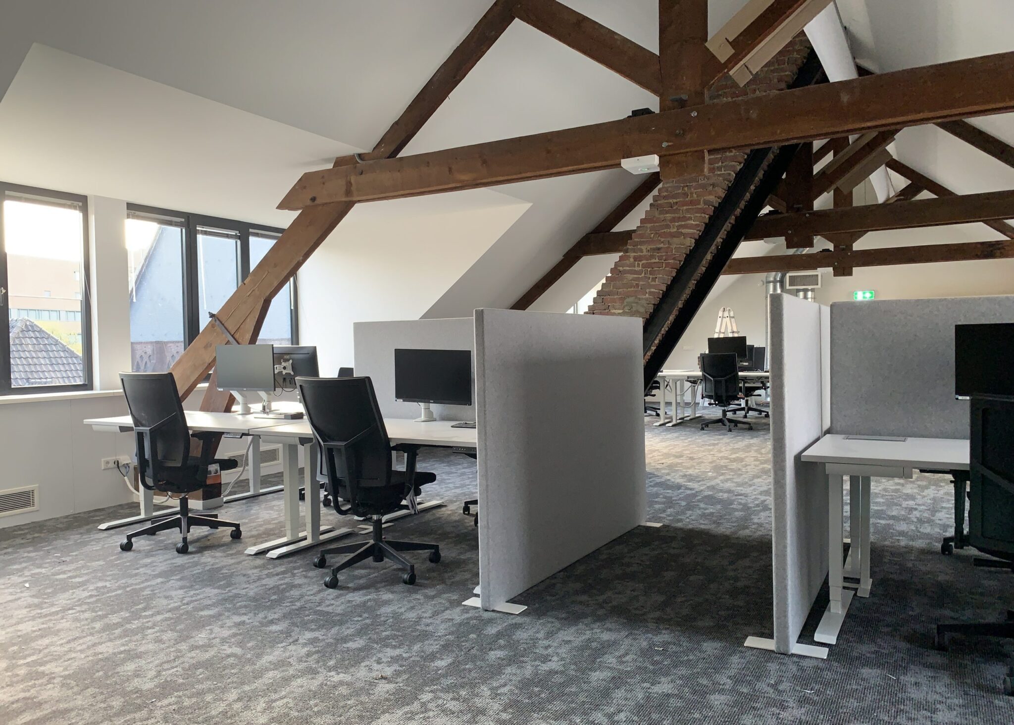 Heering Huislijn electrisch zit/sta bureau