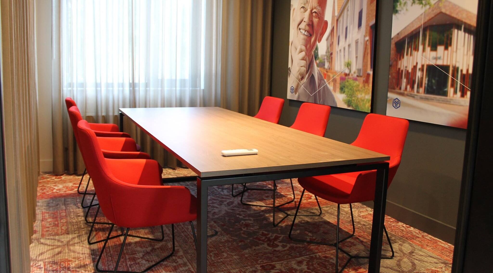 Heering huislijn vergadermeubilair