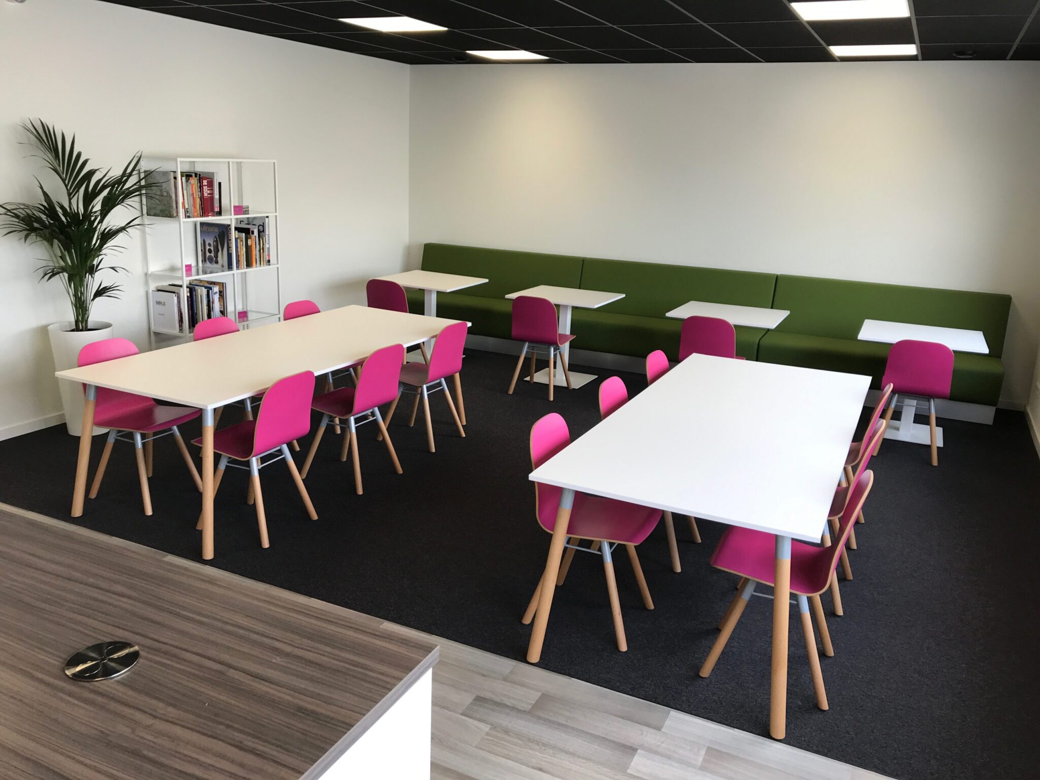 Heering Huislijn kantinemeubilair