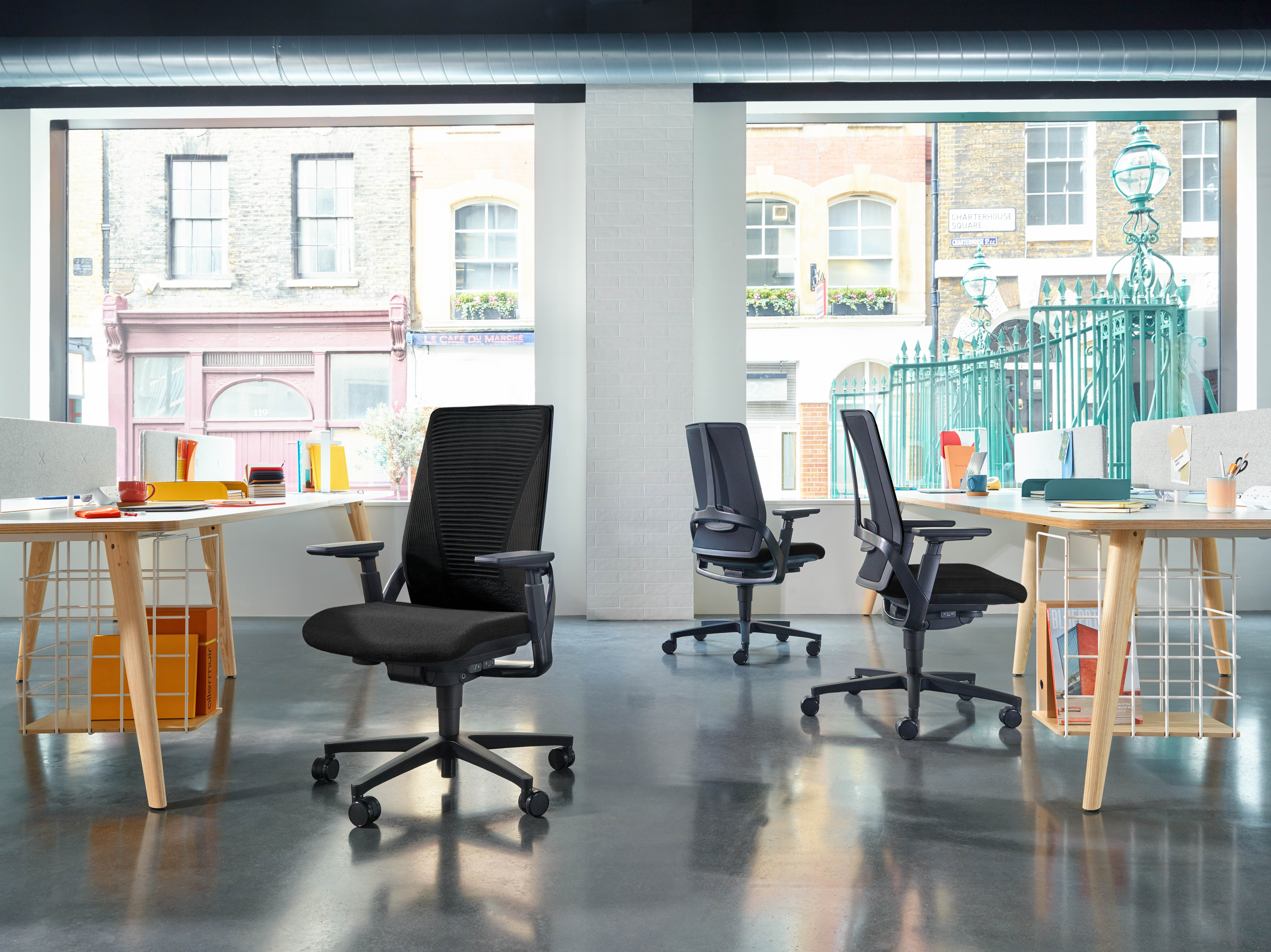 Senator I-work chair