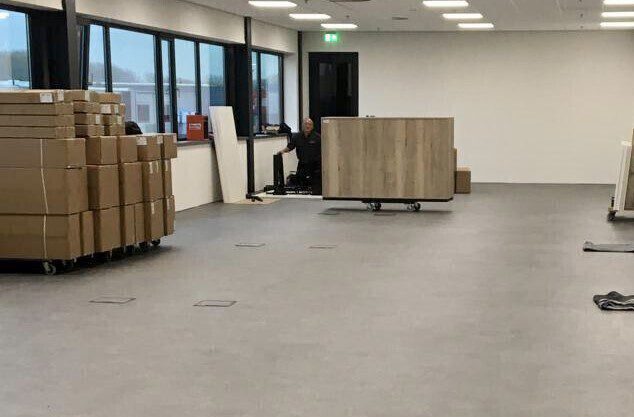 Voorbereiding kantine/relaxruimte DLG bij Heering en Vingerling